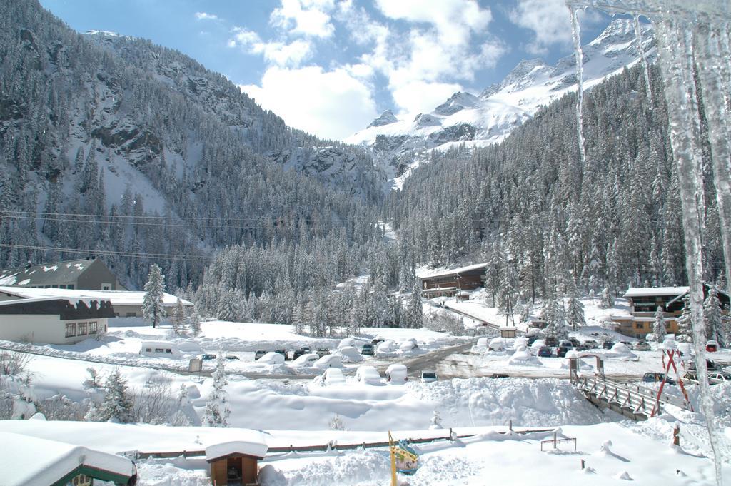 Alpengasthof Enzingerboden Hotel Exterior photo
